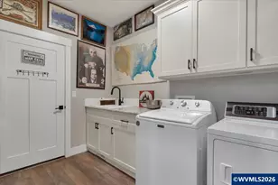 431 Grant St, Silverton, OR 97381 - Photo 25