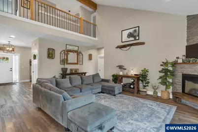 431 Grant St, Silverton, OR 97381 - Photo 5