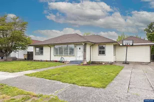 591 Harden Dr, Lebanon, OR 97355 - Photo 1