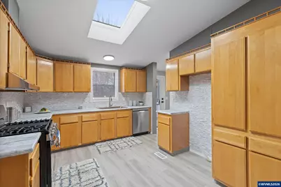 1475 Abbey Ln, Lafayette, OR 97127 - Photo 9