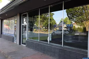 1071 Commercial St SE, Salem, OR 97302 - Photo 1