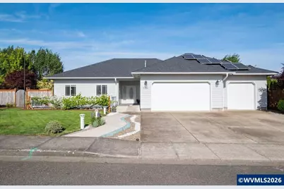 326 NE Berry St, Sublimity, OR 97385 - Photo 1
