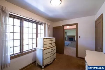 1960 East Nob Hill St SE, Salem, OR 97302 - Photo 7