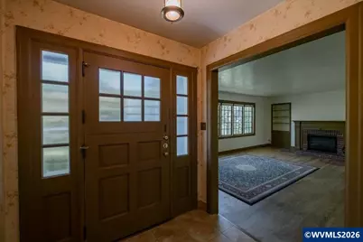 1960 East Nob Hill St SE, Salem, OR 97302 - Photo 5