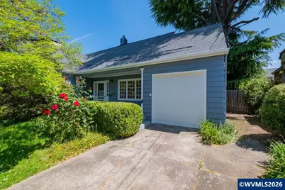 1960 East Nob Hill St SE, Salem, OR 97302 - Photo 3
