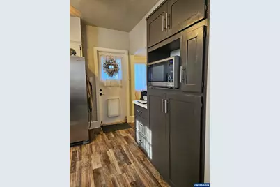 820 SW 5th St, Corvallis, OR 97333 - Photo 9