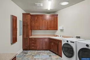 2730 Brush College Rd NW, Salem, OR 97304 - Photo 15