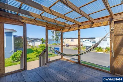 955 NE Mill St #C-18, Waldport, OR 97394 - Photo 7