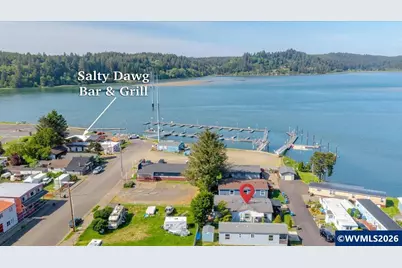 955 NE Mill St #C-18, Waldport, OR 97394 - Photo 3