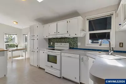 955 NE Mill St #C-18, Waldport, OR 97394 - Photo 13