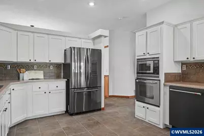 14055 Dallas Coast Hwy, Dallas, OR 97338 - Photo 15