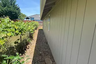 4857 Towhee Ct S, Salem, OR 97302 - Photo 3