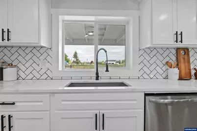 1405 Main St E, Monmouth, OR 97361 - Photo 7