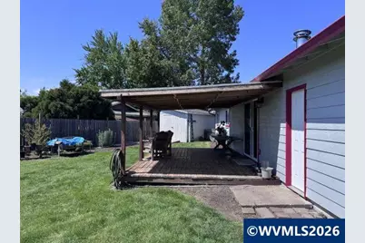 1270 Pine Ct, Independence, OR 97351 - Photo 7