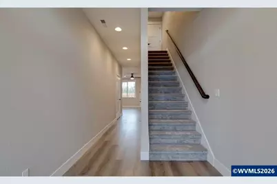 1216 S 11th St, Independence, OR 97351 - Photo 5