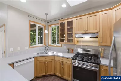 740 Gray Pine St, Lyons, OR 97358 - Photo 15