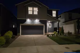 469 Lost Lake St NE, Salem, OR 97301 - Photo 3