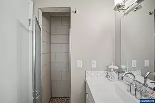 8470 SE Hood St, Clackamas, OR 97015 - Photo 27