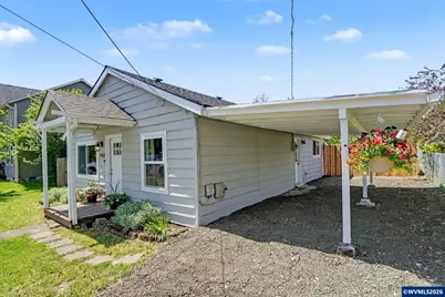 240 Thorpe St, Independence, OR 97351 - Photo 3