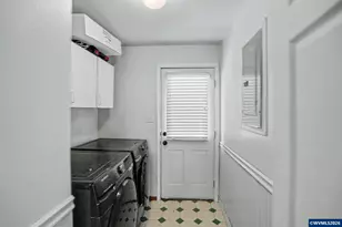 240 Thorpe St, Independence, OR 97351 - Photo 25