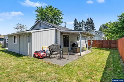 240 Thorpe St, Independence, OR 97351 - Photo 27