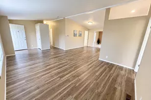 4455 Blueberry (-4445) Ln NE, Salem, OR 97305 - Photo 9