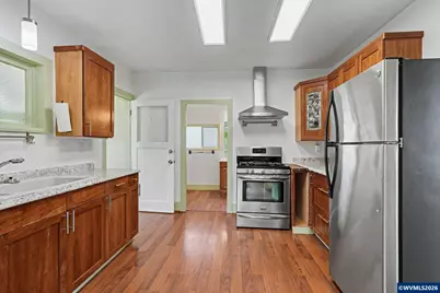 4215 Harlan Dr NE, Salem, OR 97305 - Photo 9