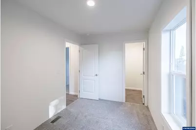 3124 Surfwood Dr NE, Salem, OR 97305 - Photo 29