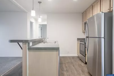 3124 Surfwood Dr NE, Salem, OR 97305 - Photo 11