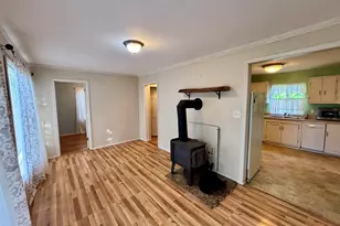 1060 Hickory St NE, Salem, OR 97301 - Photo 7