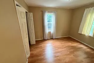 1060 Hickory St NE, Salem, OR 97301 - Photo 9