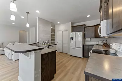 1493 SE Huckleberry Av, Dallas, OR 97338 - Photo 15