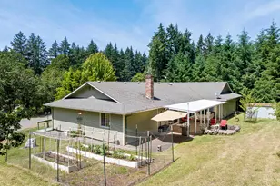 39711 Lacomb Dr, Lebanon, OR 97355 - Photo 31