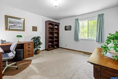 39711 Lacomb Dr, Lebanon, OR 97355 - Photo 27
