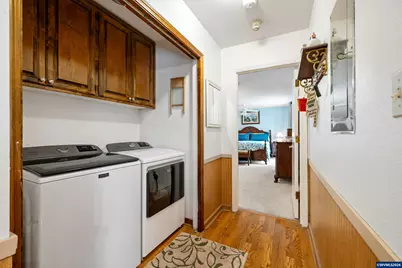 39711 Lacomb Dr, Lebanon, OR 97355 - Photo 29