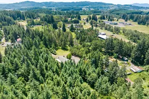 39711 Lacomb Dr, Lebanon, OR 97355 - Photo 33