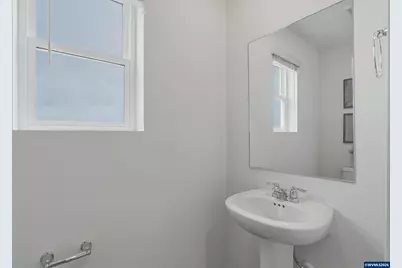 1379 Nolan Av SE, Albany, OR 97322 - Photo 17