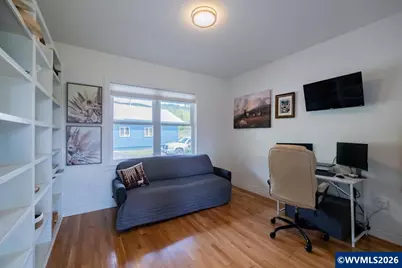 28600 Jones Dr, Sweet Home, OR 97386 - Photo 15