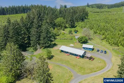 28600 Jones Dr, Sweet Home, OR 97386 - Photo 35