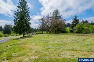 28600 Jones Dr, Sweet Home, OR 97386 - Photo 23