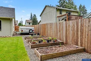 632 W Maple St, Stayton, OR 97383 - Photo 43