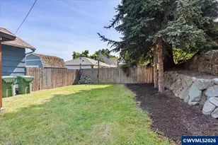 994 Terrance Dr NW, Salem, OR 97304 - Photo 3