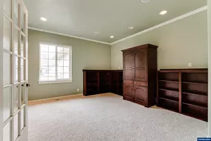 875 Sand Ave, Eugene, OR 97401 - Photo 9