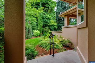 875 Sand Ave, Eugene, OR 97401 - Photo 29
