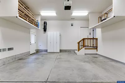 875 Sand Av, Eugene, OR 97401 - Photo 25