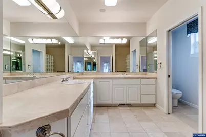 875 Sand Av, Eugene, OR 97401 - Photo 21