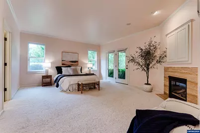 875 Sand Av, Eugene, OR 97401 - Photo 15