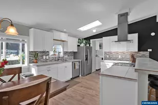 310 Chicago St NE, Albany, OR 97321 - Photo 15