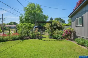 310 Chicago St NE, Albany, OR 97321 - Photo 33