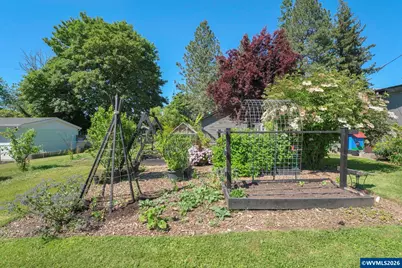 310 Chicago St NE, Albany, OR 97321 - Photo 35